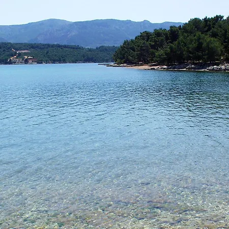 Triple Vrboska 4600b Σπλιτ